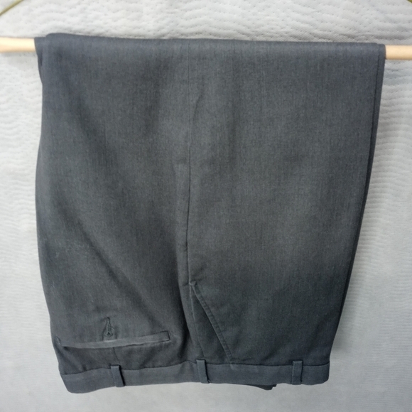 George men's gray dress pants. Flat front no cuff. - Picture 3 of 12